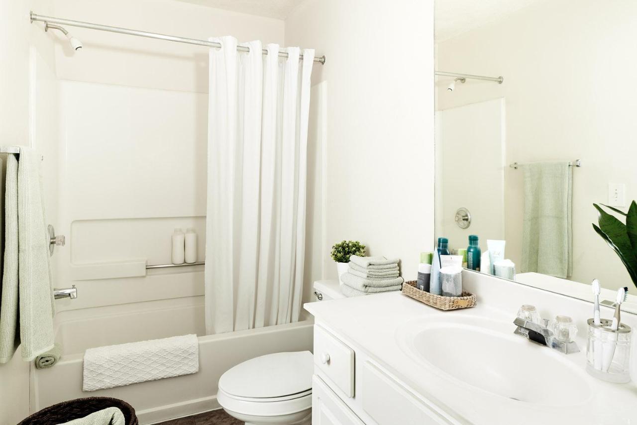 Intown Suites Extended Stay Atlanta Ga - Ksu Кеннесо Экстерьер фото