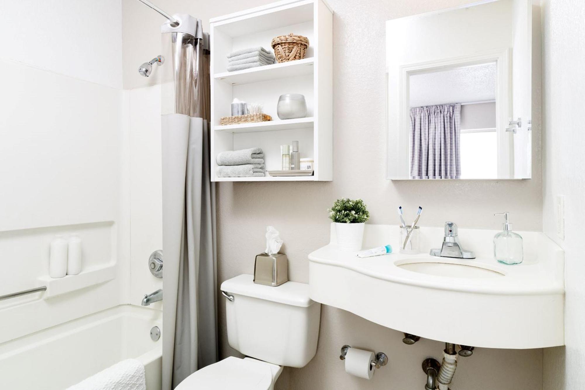 Intown Suites Extended Stay Atlanta Ga - Ksu Кеннесо Экстерьер фото