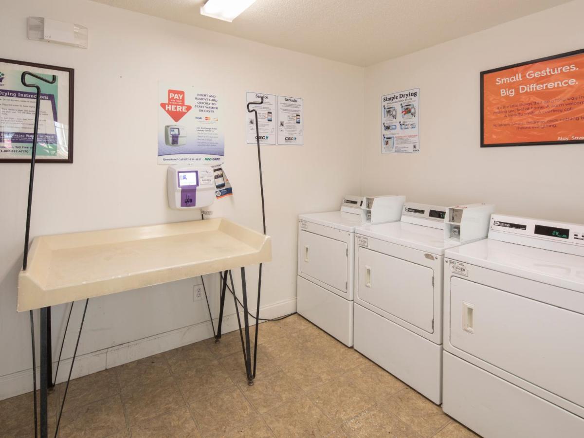 Intown Suites Extended Stay Atlanta Ga - Ksu Кеннесо Экстерьер фото